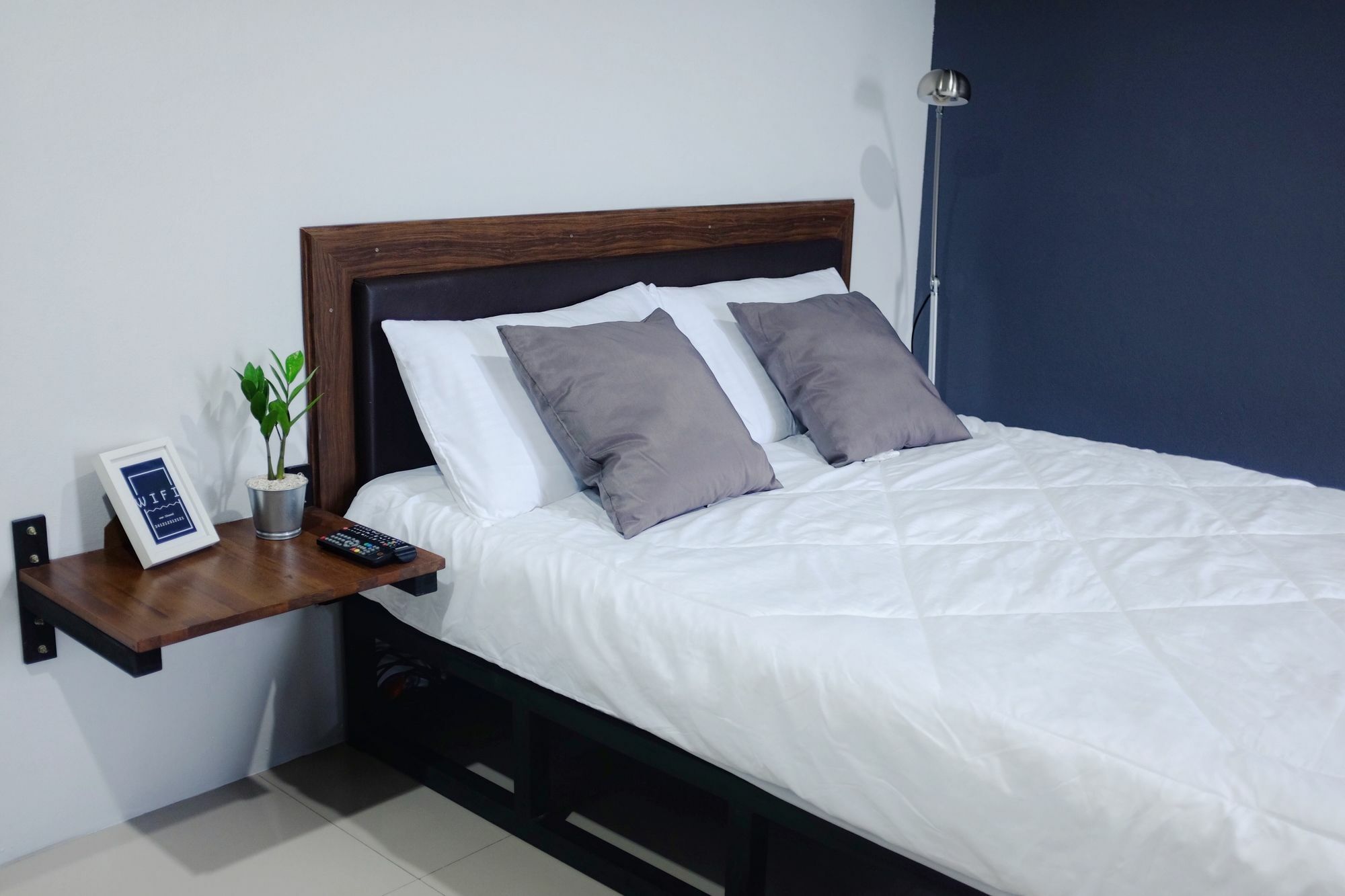 The Room Apartment Сурат Тхани Екстериор снимка
