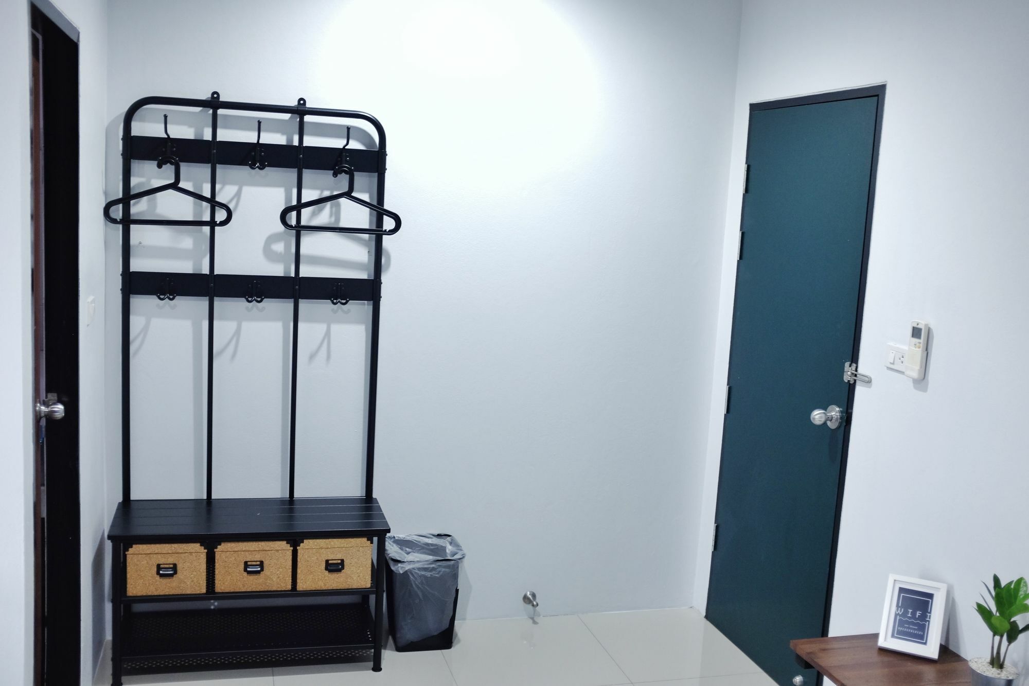 The Room Apartment Сурат Тхани Екстериор снимка