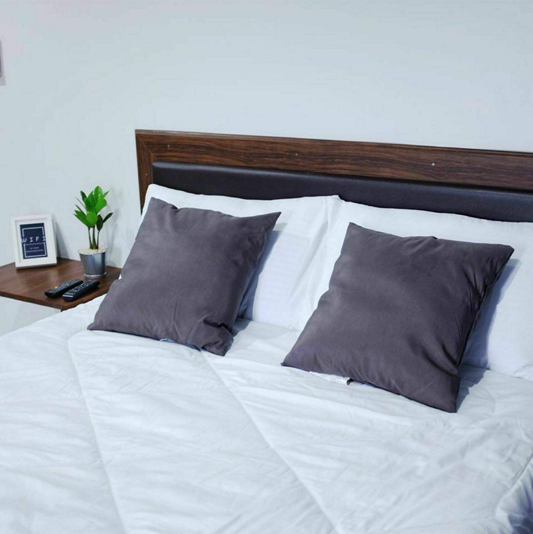 The Room Apartment Сурат Тхани Екстериор снимка